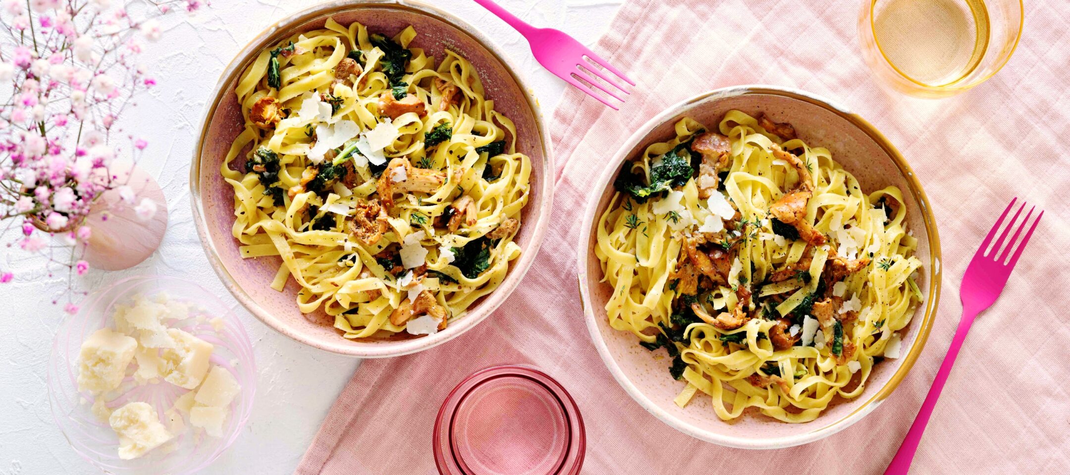 Täyteläinen sienipasta.